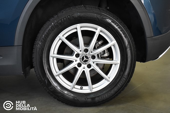 MERCEDES-BENZ GLA 180 d Automatic Business